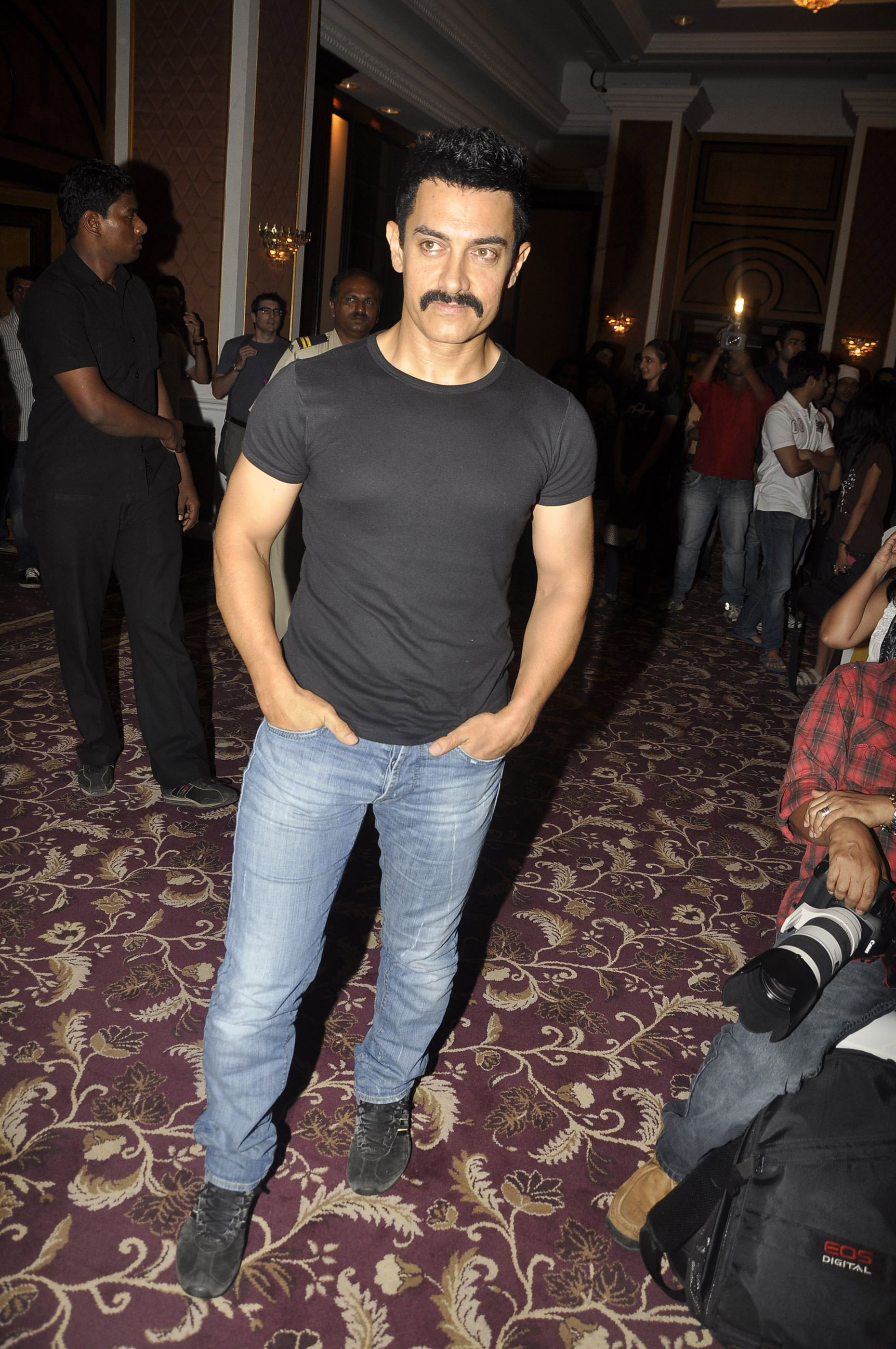 Aamir Khan to promote Delhi Belly | Picture 42420
